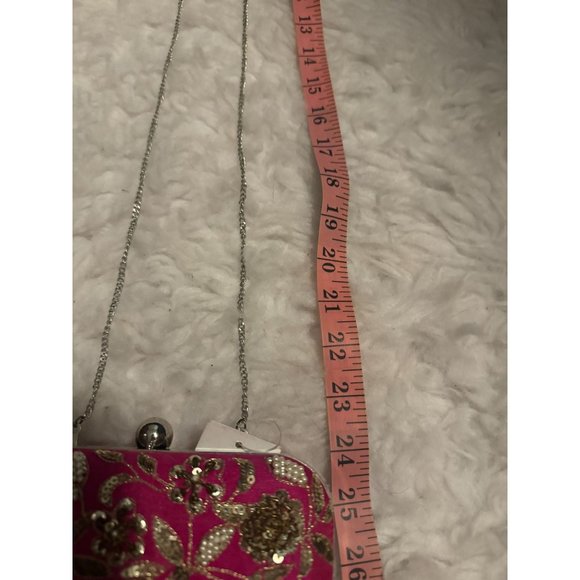 5 Elements by Radhika Gupta Pink Clutch Purse with Chain NWT - Picture 4 of 9
